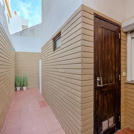 Ninho Do Mar By Interhome *